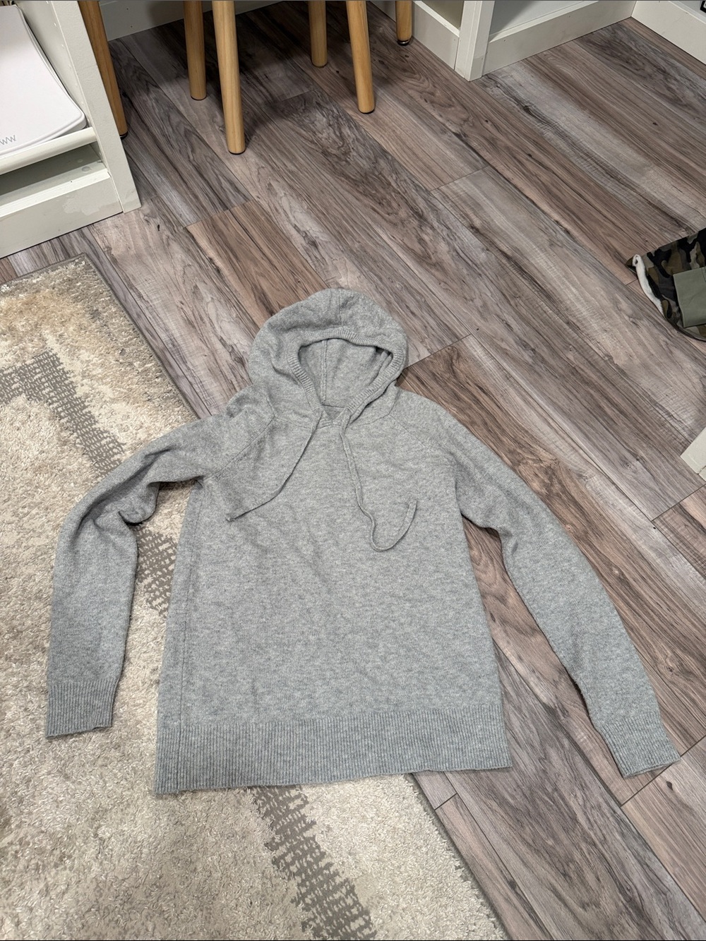 Amazon Essentials Light Gray Sweater Hoodie